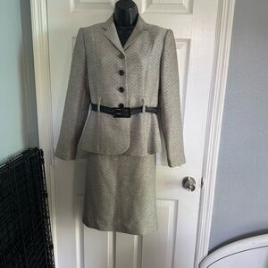 Calvin Klein Women's Gray Blazer and Skirt Set - size 4